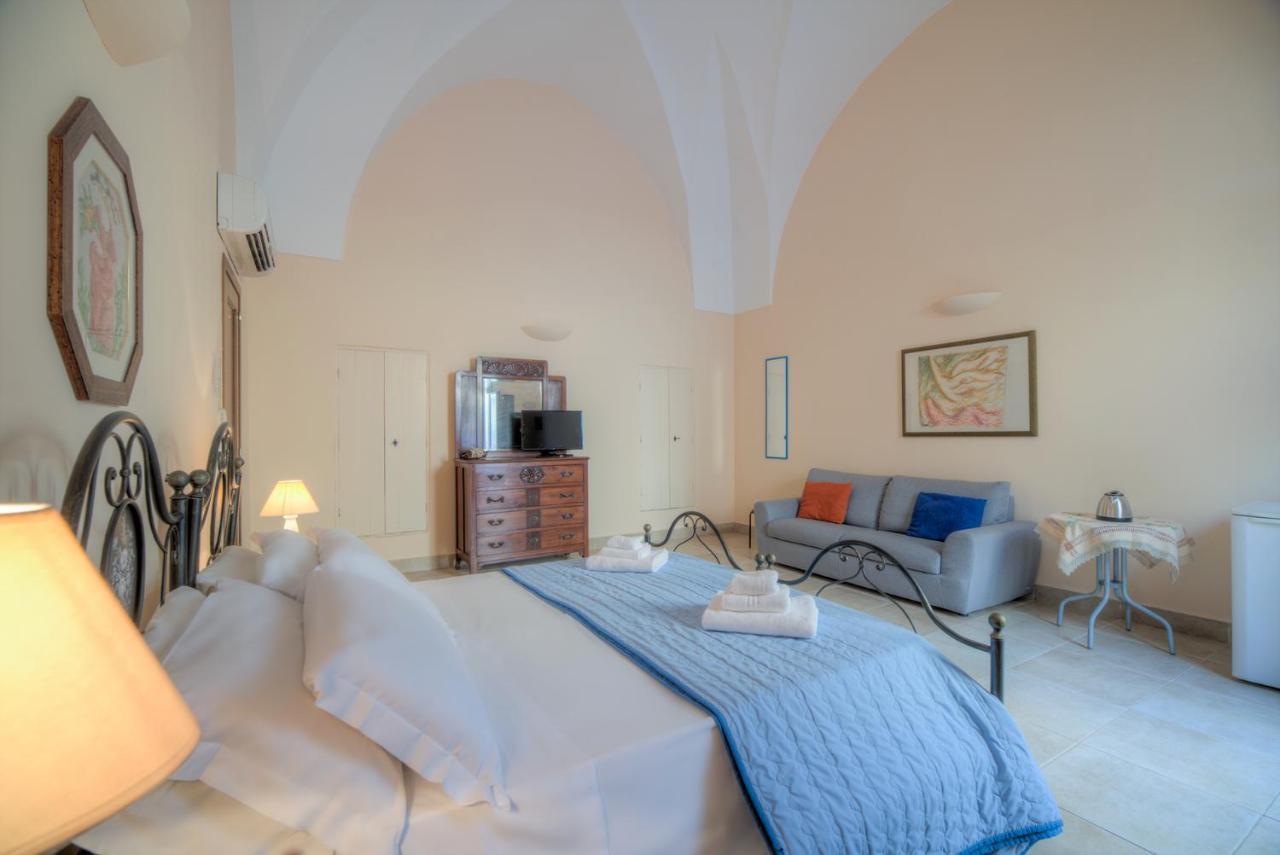 Bed and Breakfast Lu Caffa By Typney Vernole Exterior foto