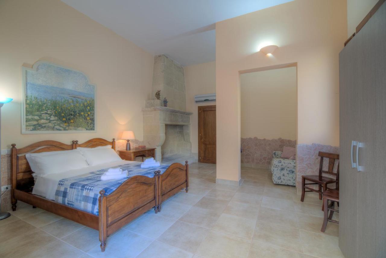 Bed and Breakfast Lu Caffa By Typney Vernole Exterior foto