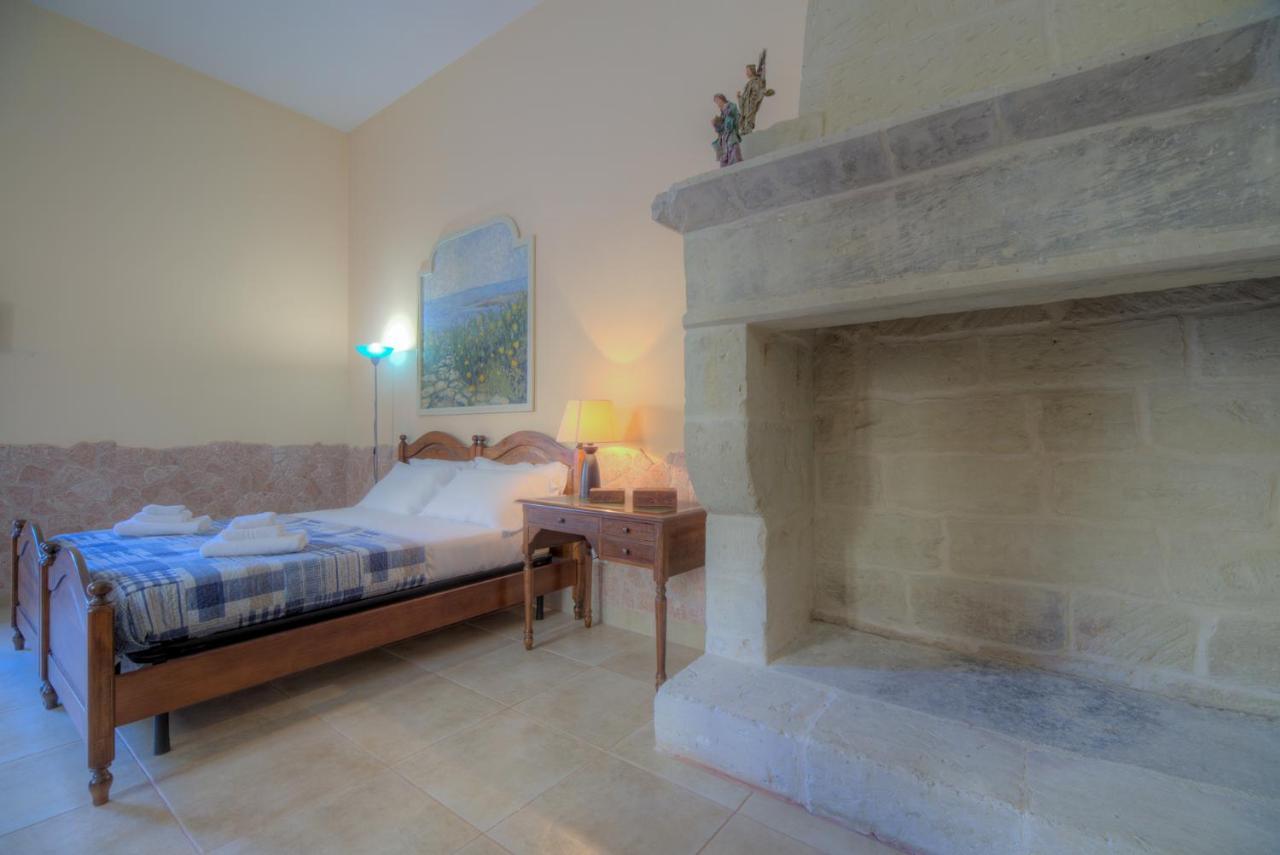 Bed and Breakfast Lu Caffa By Typney Vernole Exterior foto